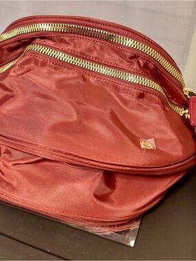 Gold Blush Rob Burgundy Bum Bag Crossbody Bag with Gold Hardware